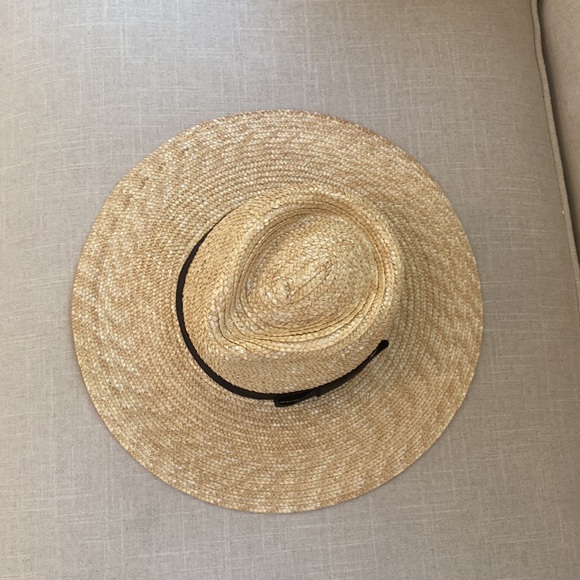 Straw hat - Picture 3 of 4